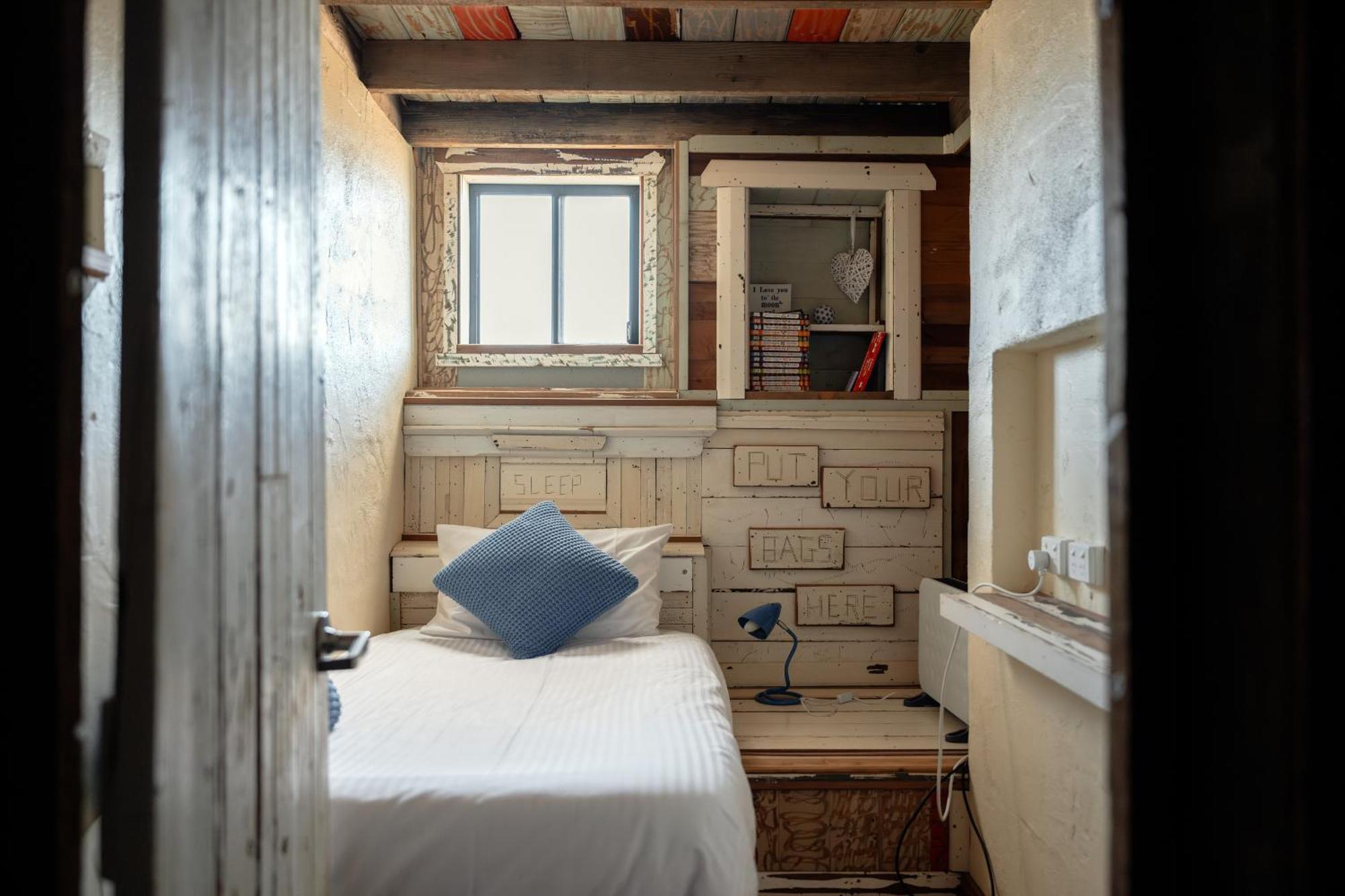 Bed In A Shed Vineyard Stay Watervale Dış mekan fotoğraf